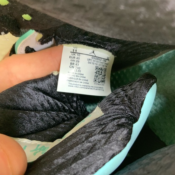 Air Jordan 5 Retro ‘Island Green’ - Picture 5 of 8